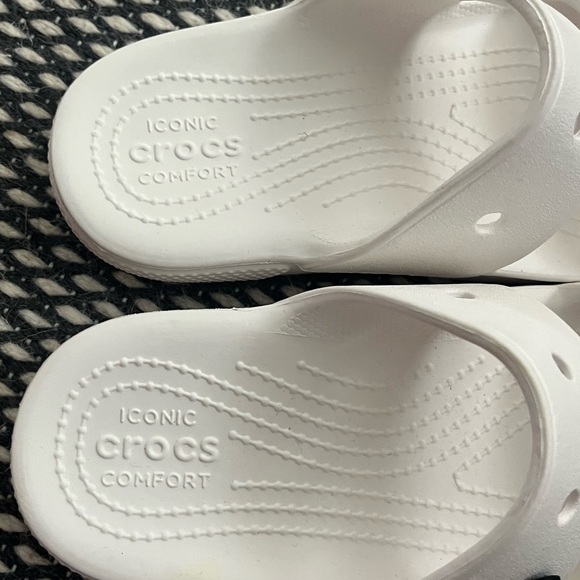 Crocs - Picture 3 of 5